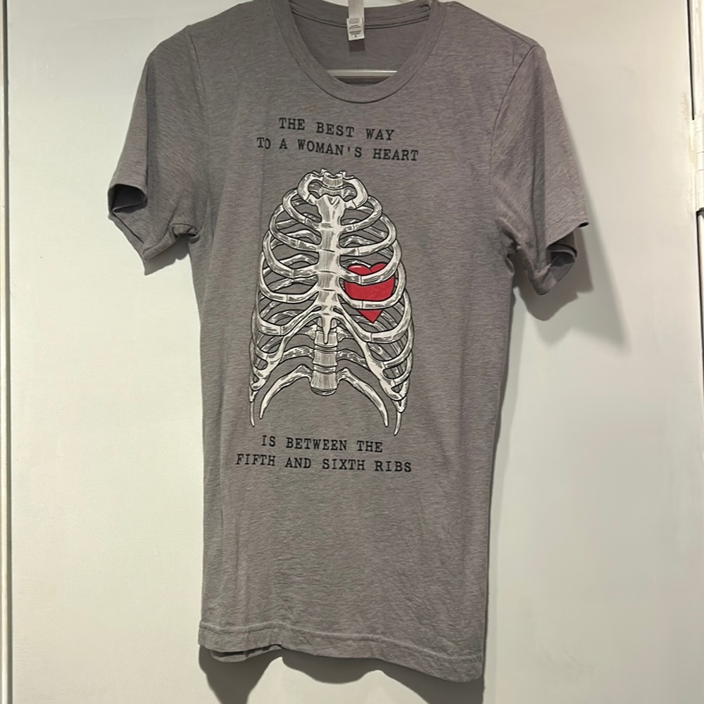 Bella Canvas Size Small Gray ‘the best way to a woman’s heart is...” T-Shirt